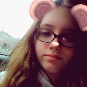 Meet your Posher, Clarissa